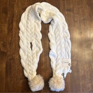 NEW Fossil Scarf Pull Through Ivory‎ key Pom Pom Winter Cozy Knit